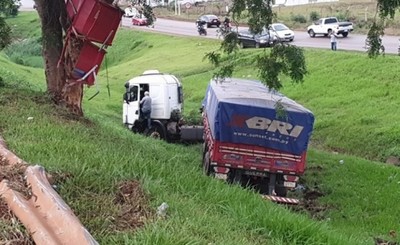 Camionero cayó al barranco por borracho