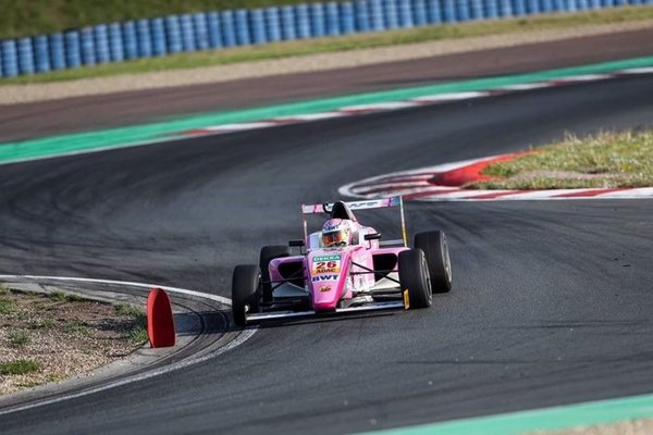 Duerksen, noveno en el debut - Deportes - ABC Color