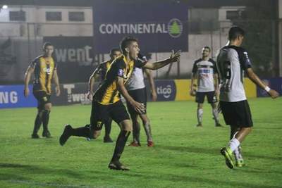 Primer grito de gol en primera división del misionero Alexis Villalba - Digital Misiones