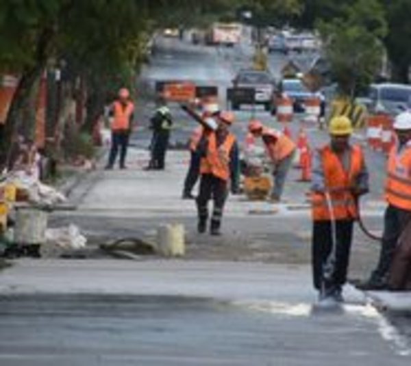 Recapan con hormigón avenida Mariscal López - Paraguay.com