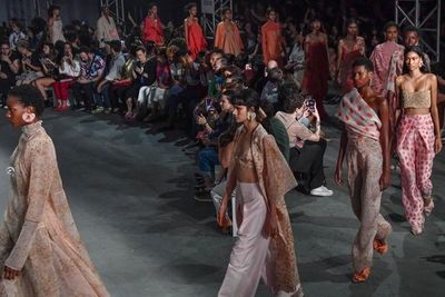 Sao Paulo: Modelo cae desmayada y muere en Fashion Week