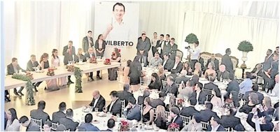 Marito asistió a cena de recaudación para Cabañas - Edicion Impresa - ABC Color