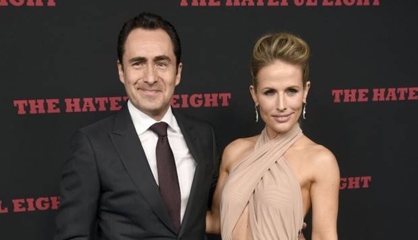 HOY / La mujer del actor mexicano Demian Bichir se suicidó en la piscina de su casa