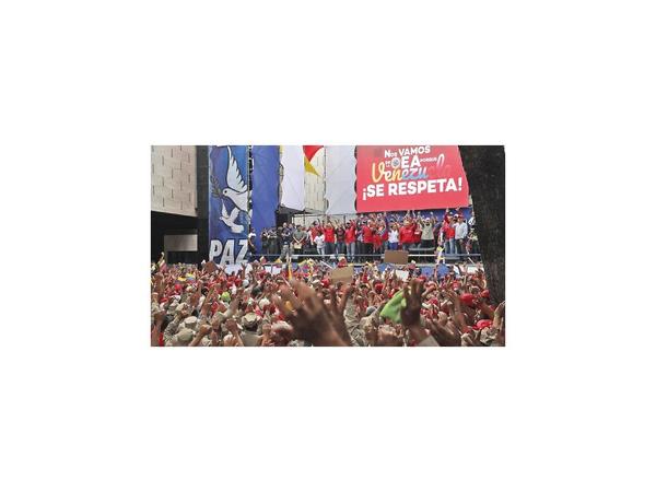 Maduro y Guaidó miden fuerzas antes de marchas del 1 de mayo