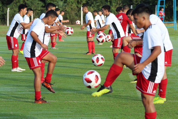 33 convocados para segunda semana de entrenamientos - ADN Paraguayo