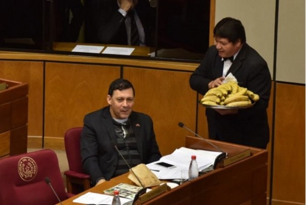 Estado paga más de G. 1.000 millones en sueldo de mozos