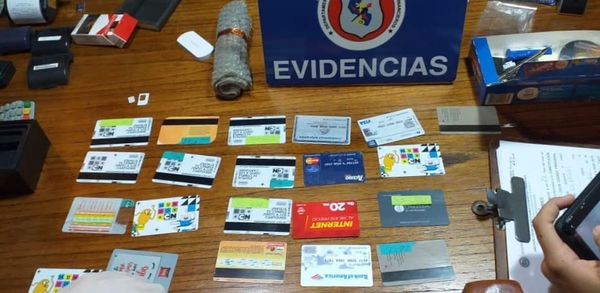 Detienen e imputan a presuntos “clonadores” de tarjetas | Paraguay en Noticias