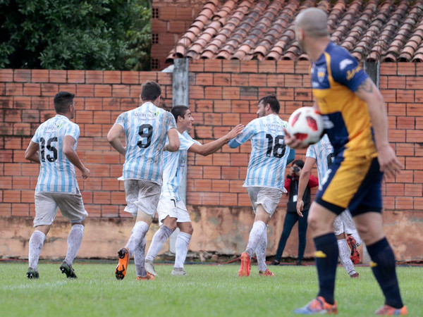 La División Intermedia arrancó con el triunfo de Guaireña ante Trinidense