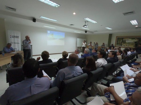 Ruta de la Leche: MOPC escuchó a pobladores y productores de la zona - ADN Paraguayo