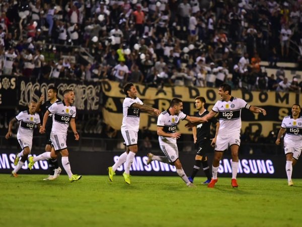 Un Olimpia invicto marcha en libertad hacia el tricampeonato