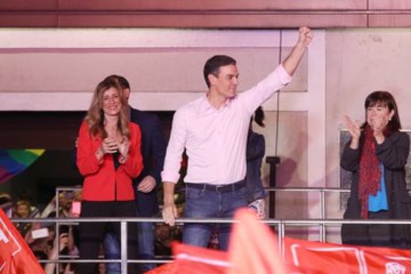 Pedro Sánchez se mostró dispuesto a negociar con todas las fuerzas políticas de España - ADN Paraguayo