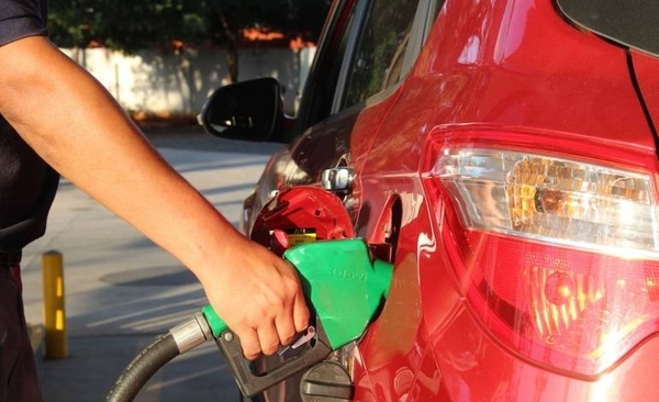 Mañana sube el combustible y pasaje podría reajustarse | Paraguay en Noticias