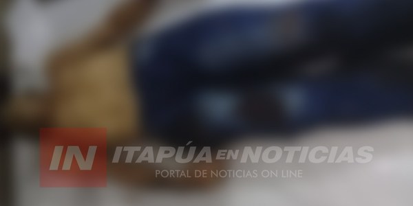 MURIÓ TRAS SER ATACADO POR LA ESPALDA CON ARMA BLANCA.