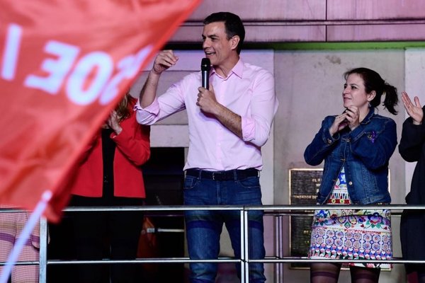 España cambia de color con la clara victoria socialista | Paraguay en Noticias