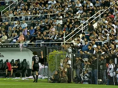 La hinchada de Olimpia ovacionó a Iván Franco