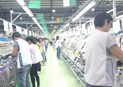Industriales proponen reformar gasto público para evitar aumentar impuestos - Nacionales - ABC Color