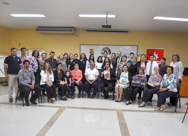 Abren concurso de relatos breves