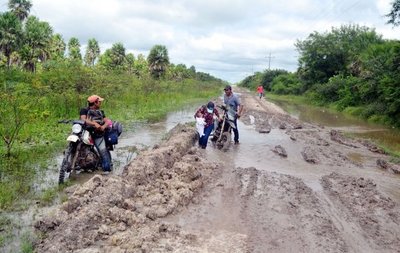 En el Alto Paraguay llevan 50 días de aislamiento por tierra - Edicion Impresa - ABC Color