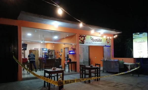 HOY / Asaltante muere apuñalado por dueño de pizzería
