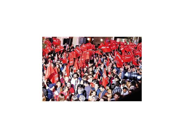 PSOE gana elecciones, pero necesitará pactar para llegar a gobernar