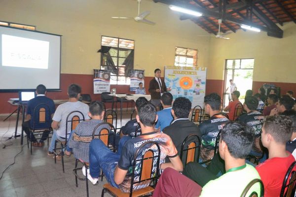 Charla sobre prevención en el consumo de drogas