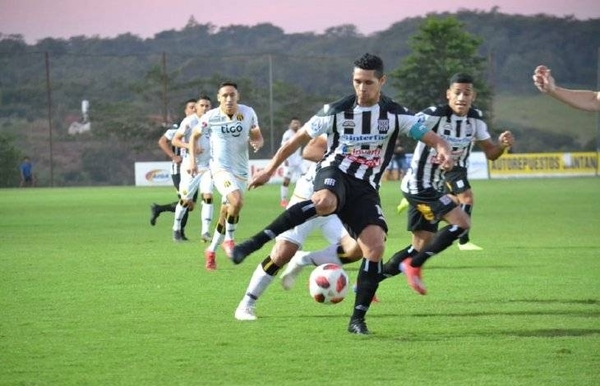 HOY / La 19ª fecha continúa hoy con Guaraní y Santaní en acción