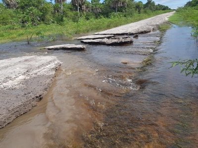Inundación: familias de Olimpo urgen ayuda - Nacionales - ABC Color