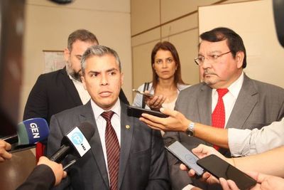 Inscriben a Honor Colorado en el TEP