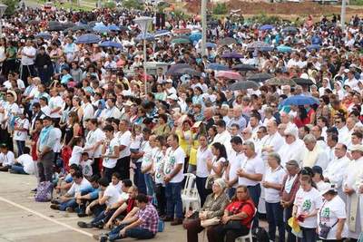 Organizaciones marcharon por la vida y la familia