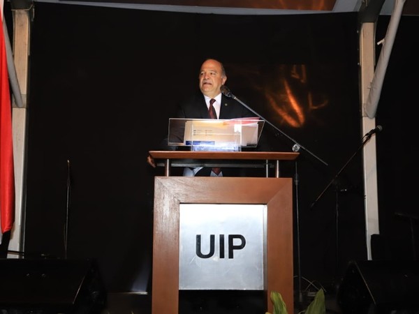 A favor de criminalizar el contrabando para que se pudran en la cárcel - Radio 1000 AM