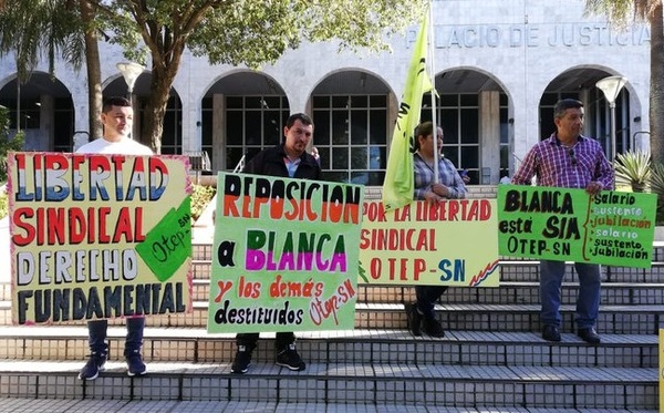 OTEP-SN pide reponer en el cargo a Blanca Ávalos » Ñanduti