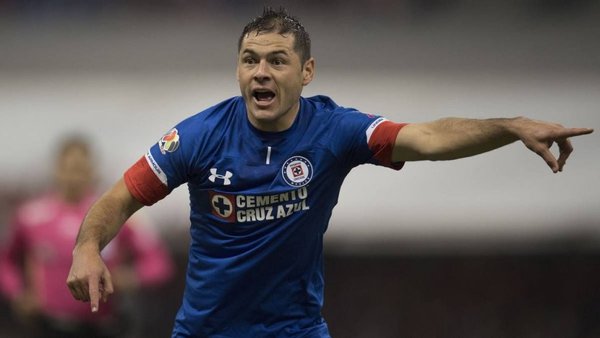 Aguilar llega a cuatro goles en Cruz Azul - Deportes - ABC Color