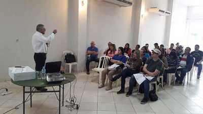Capacitan a agentes electorales de cara a comicios en CDE - ADN Paraguayo