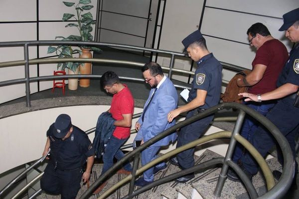 Operativo Brillante: Se entregaron dos prófugos y la investigación sigue en curso
