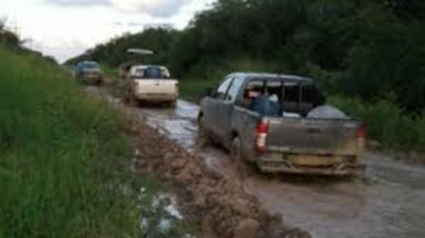 Inundación agrava situación de aislamiento de Alto Paraguay - .::RADIO NACIONAL::.