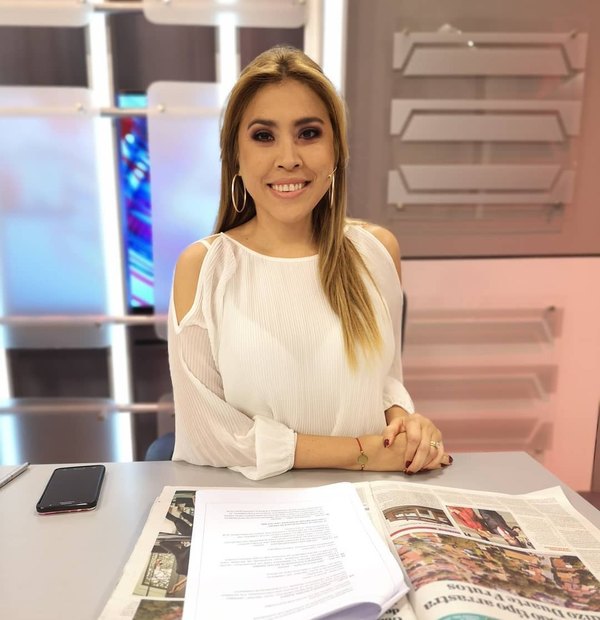 La nueva presentadora del informativo del mediodía del SNT