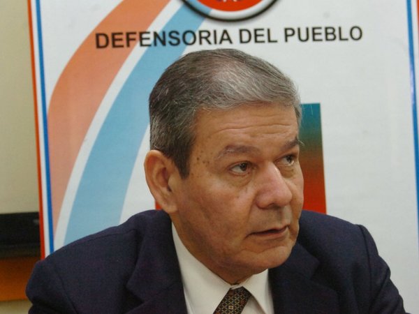 Absuelven a ex defensor del pueblo en causa por lesión de confianza | Paraguay en Noticias 