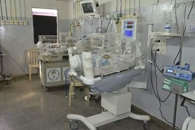 Otro bebé muere en Encarnación por falta de terapia neonatal - Nacionales - ABC Color