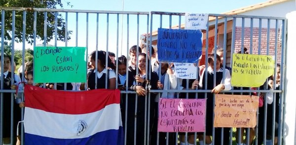 Amenazan con bloquear un tramo rutero - Edicion Impresa - ABC Color