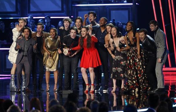 Suicidios de jóvenes aumentan en EEUU tras serie de Netflix » Ñanduti