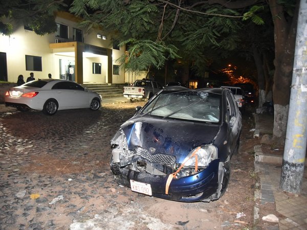 Menor al volante causa accidente de tránsito en Asunción