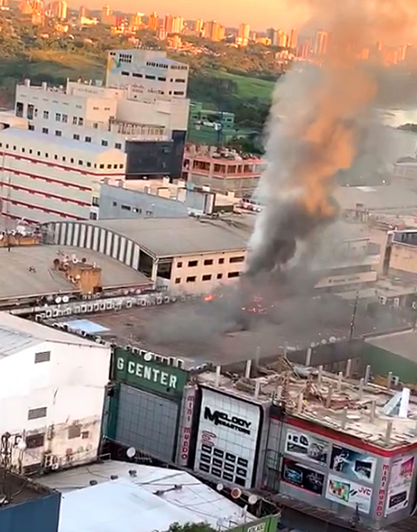 Shopping Hijazi Center se incendia por segunda vez en menos de cuatro meses