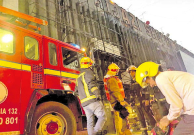 Nuevo incendio en la galería Hijazi de CDE | Diario Vanguardia 07