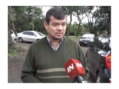 Consiguió terapia por orden judicial, pero se sintió maltratado