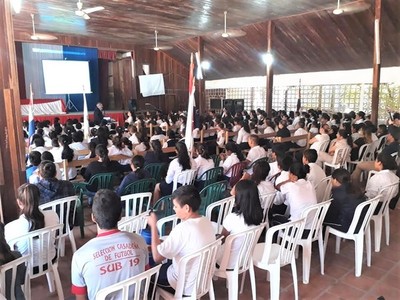 Viceministro del MEC destaca labor de maestros en Alto Paraguay