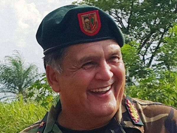 Titular de Aduanas considera un error la elección de Ramón Benítez