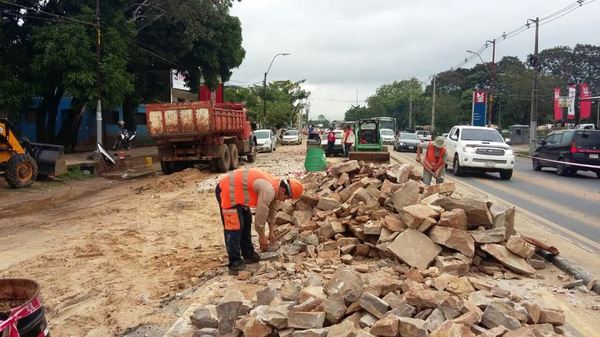 Nuevas tuberías de la Essap beneficiará a 500 clientes en San Lorenzo - ADN Paraguayo