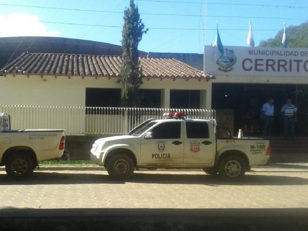 Allanan Municipalidad de Cerrito ante denuncias de corrupción