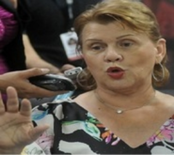 Caso estafa a Maris Llorens: Acusadas condenadas a 11 años de prisión - Paraguay.com