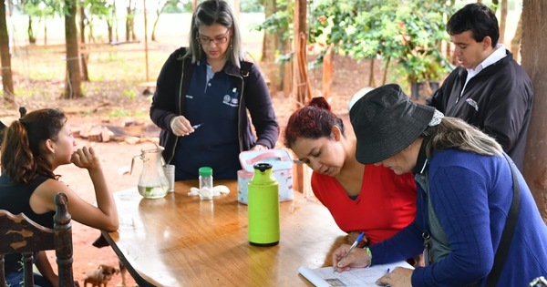 Dengue: Realizan búsqueda de criaderos y toma de muestras de sangre